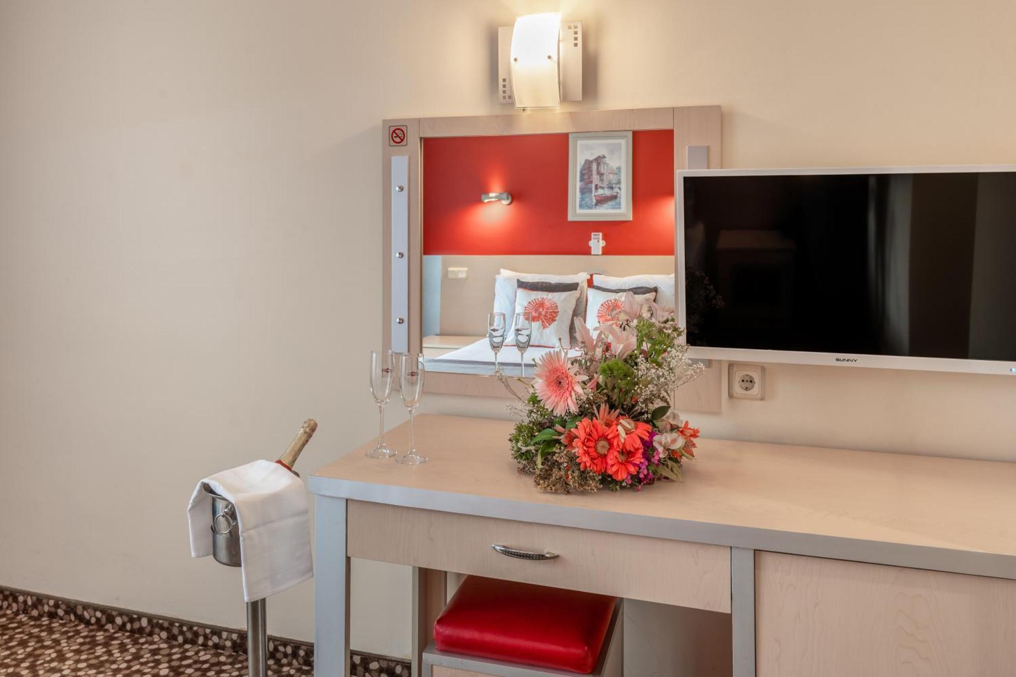 Grand Viking Hotel Kemer Bagian luar foto